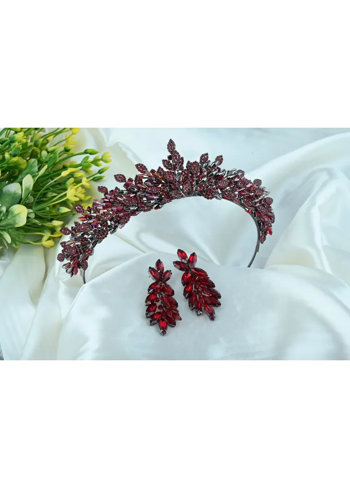 Bordo Renk Kristal Taşlı Ve Boncuklu Küpeli Set